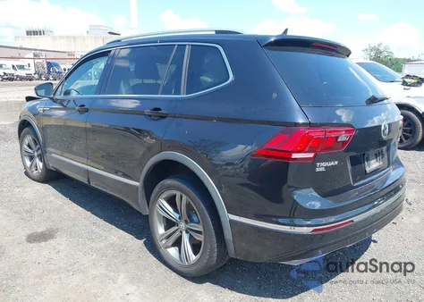 2019 Volkswagen Tiguan 2.0T Se/2.0T Sel/2.0T Sel R-Line/2.0T Sel R-Line Black z USA, uszkodzony, nr VIN 3VV2B7AX3KM026195
